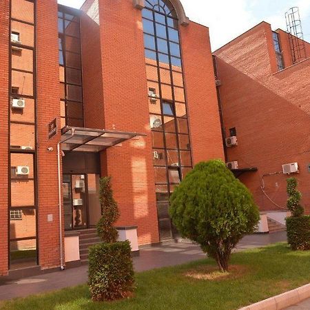 Hotel Passport Belgrad Exteriör bild