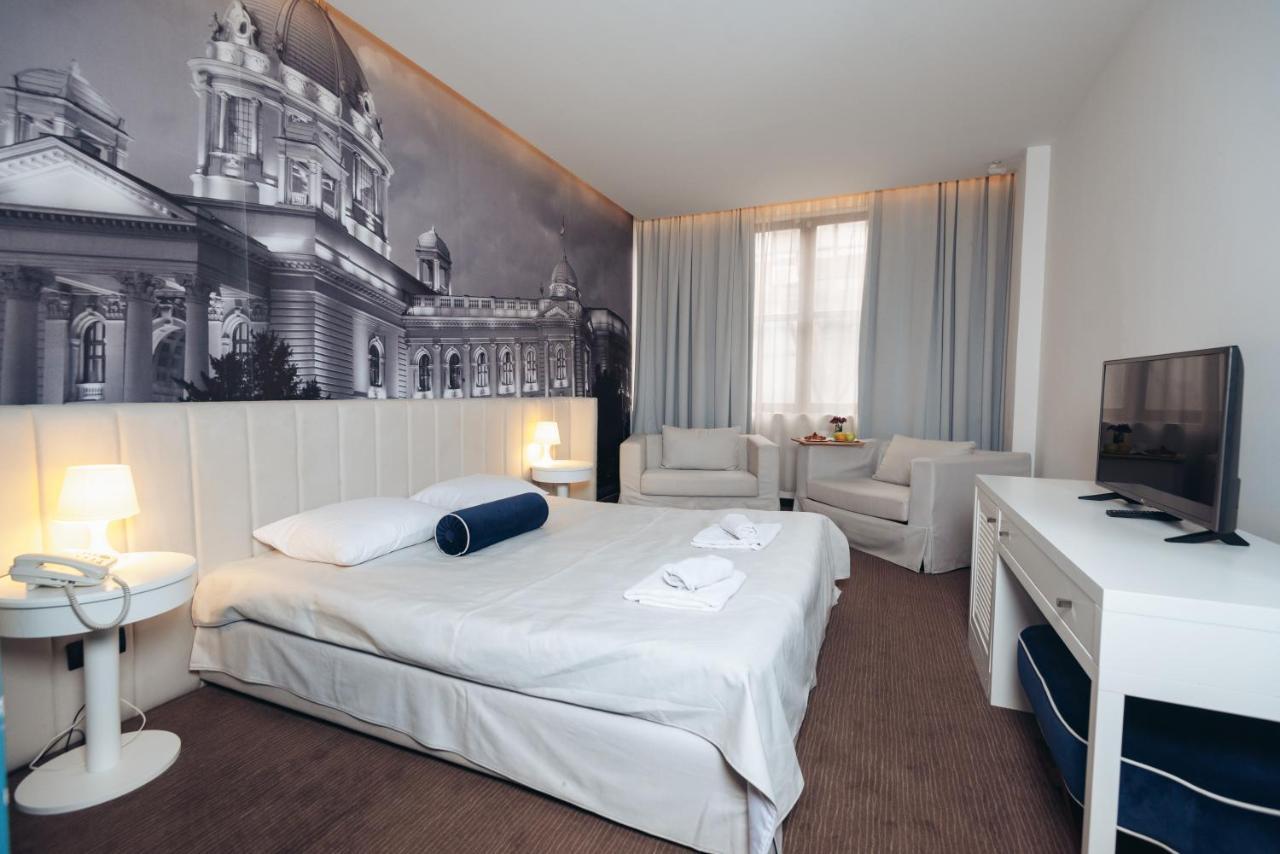 Hotel Passport Belgrad Exteriör bild