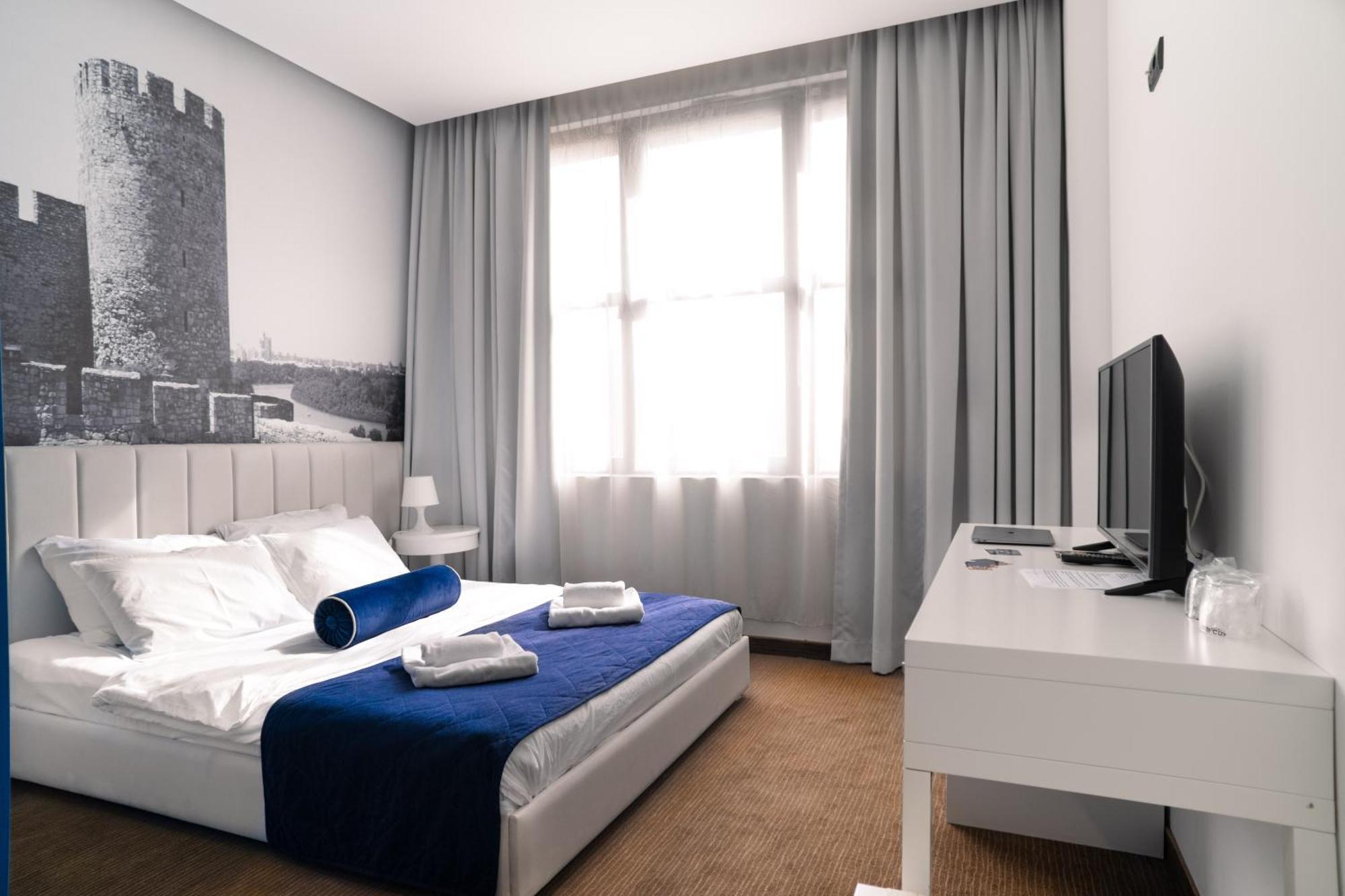 Hotel Passport Belgrad Exteriör bild